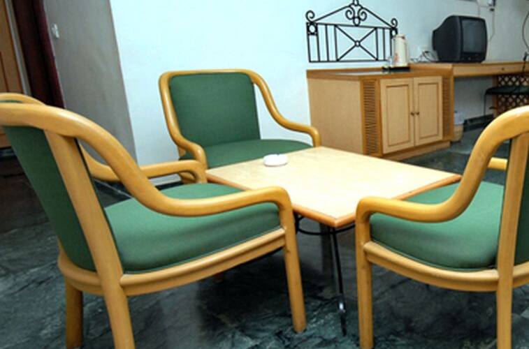 Airport Hotel, Bhubaneswar 4